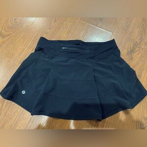 Lululemon Black Pace Rival Skort size 6